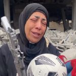 مادر فلسطینی: فقط اجساد فرزندان شهیدم را می‌خواهم! + فیلم