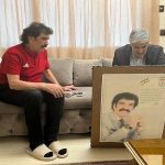 عیادت وزیر ورزش از پیشکسوت فوتبال ایران