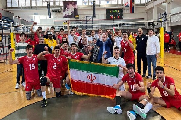 دانشآموزان نابغه ایرانی بر بام والیبال جهان ایستادند دانشآموزان نابغه ایرانی بر بام والیبال جهان ایستادند