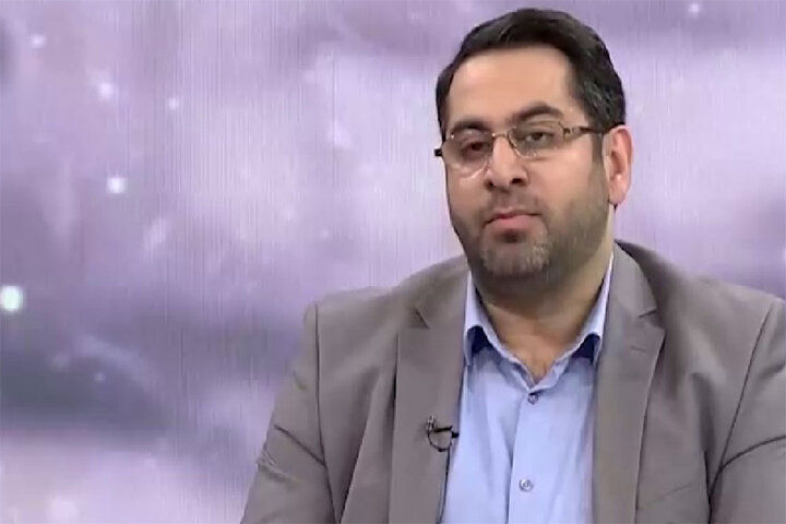 آه ای شهیدِ خادمِ جمهور تا ابد؛ داغی بزرگ بر دل دنیا گذاشتی آه ای شهیدِ خادمِ جمهور تا ابد؛ داغی بزرگ بر دل دنیا گذاشتی