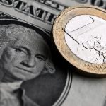 امروز دهم خردادماه در مرکز مبادله؛ ثبات دلار و کاهش قیمت یورو امروز دهم خردادماه در مرکز مبادله؛ ثبات دلار و کاهش قیمت یورو