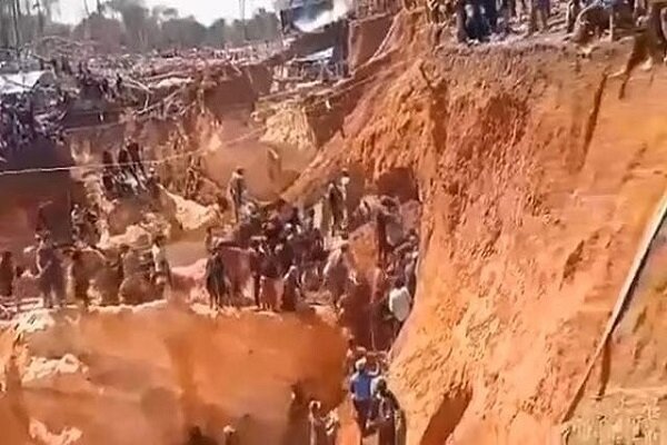 ۴ نفر بر اثر ریزش معدن در جنوب شرقی ونزوئلا کشته شدند ۴ نفر بر اثر ریزش معدن در جنوب شرقی ونزوئلا کشته شدند