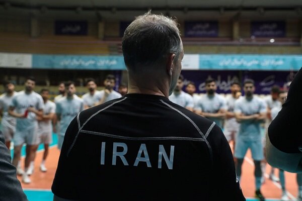 دعوت پائز از ۱۷ ملیپوش به اردوی تیم ملی/یک بازیکن کم شد دعوت پائز از ۱۷ ملیپوش به اردوی تیم ملی/یک بازیکن کم شد