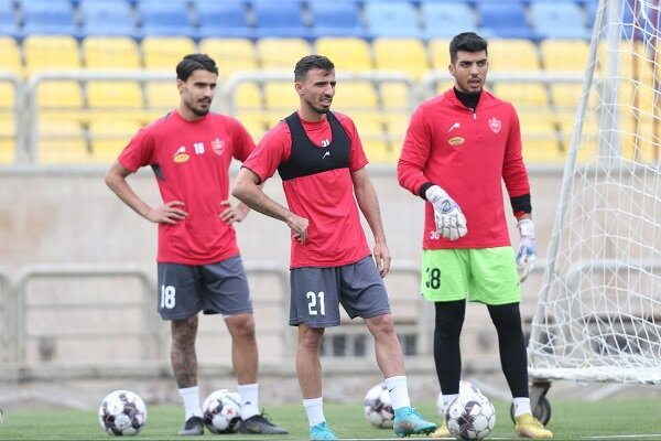 شوک به پرسپولیس با رفتار غیرحرفهای یک بازیکن/ پای صادقی شکست! شوک به پرسپولیس با رفتار غیرحرفهای یک بازیکن/ پای صادقی شکست!