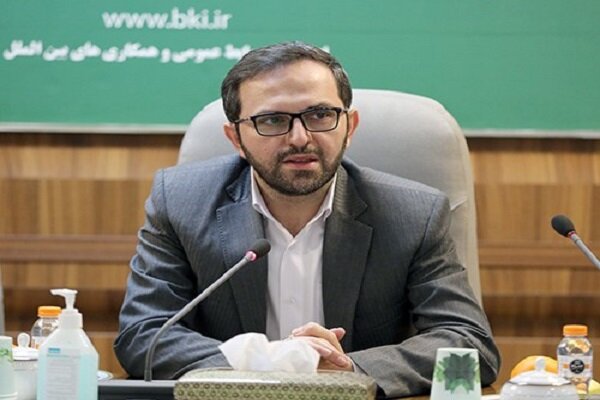 همسویی با تحولات جهانی صنعت بانکداری و جلب رضایت و مشارکت مردمی همسویی با تحولات جهانی صنعت بانکداری و جلب رضایت و مشارکت مردمی