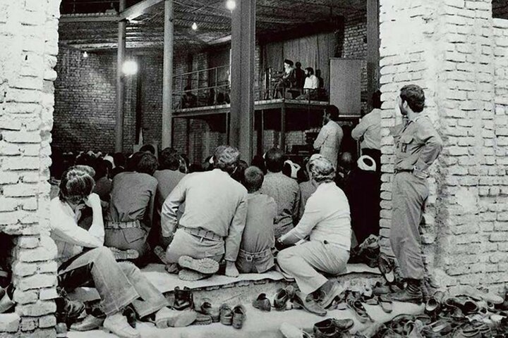 «رازهای جماران» از زبان محافظان امام(ره)/ساده زیستی یک رهبر جهانی «رازهای جماران» از زبان محافظان امام(ره)/ساده زیستی یک رهبر جهانی
