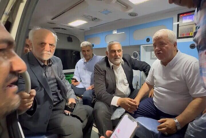 تشریح حواشی استفاده پیشکسوتان فوتبال از آمبولانس خصوصی تشریح حواشی استفاده پیشکسوتان فوتبال از آمبولانس خصوصی