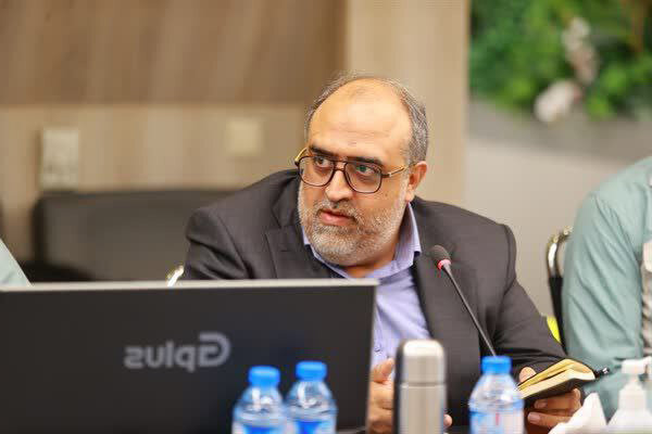 توضیحات مدیرعامل باشگاه سپاهان درخصوص سقف بودجه و مخالفت پرسپولیس توضیحات مدیرعامل باشگاه سپاهان درخصوص سقف بودجه و مخالفت پرسپولیس