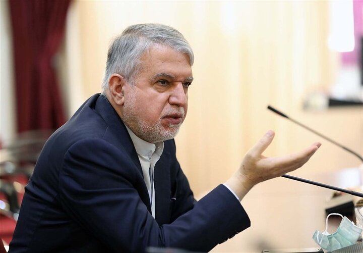 دستم را به سوی دلدادگان فرهنگ و هنر ایران دراز میکنم دستم را به سوی دلدادگان فرهنگ و هنر ایران دراز میکنم