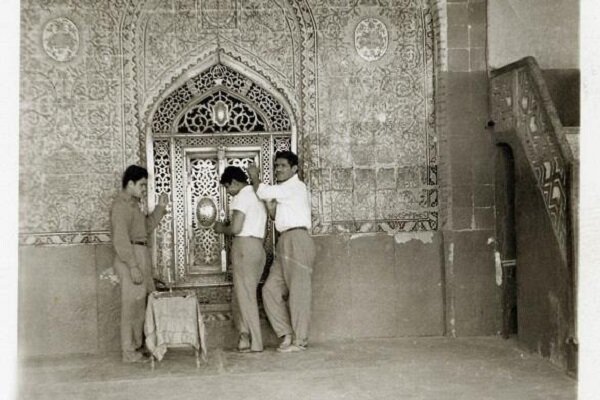 نامه دستنویس ناصر گیوه چی به غلامرضا تختی رونمایی شد نامه دستنویس ناصر گیوه چی به غلامرضا تختی رونمایی شد