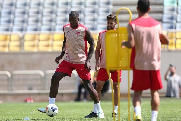 واکنش بازیکن جدید پرسپولیس به دربی و دیدار با استقلال واکنش بازیکن جدید پرسپولیس به دربی و دیدار با استقلال