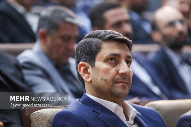 وظیفه و تعهد اپراتورها اتصال سریع فیبرنوری است وظیفه و تعهد اپراتورها اتصال سریع فیبرنوری است