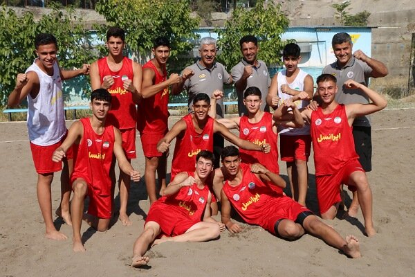 نوجوانان ایران برای دومین بار متوالی قهرمان آسیا شدند نوجوانان ایران برای دومین بار متوالی قهرمان آسیا شدند