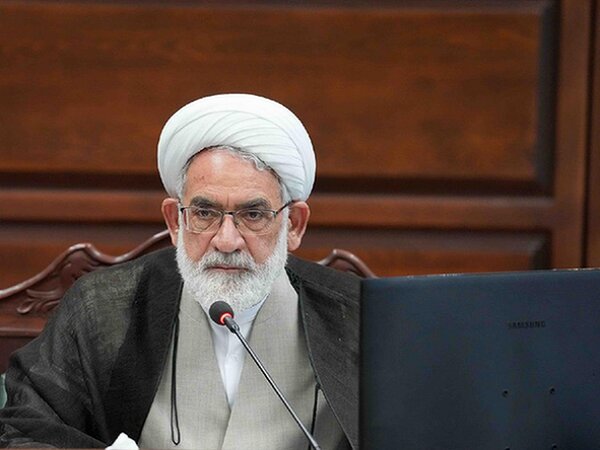 همه کشورهای اسلامی باید از ملت بیدفاع لبنان حمایت کنند همه کشورهای اسلامی باید از ملت بیدفاع لبنان حمایت کنند