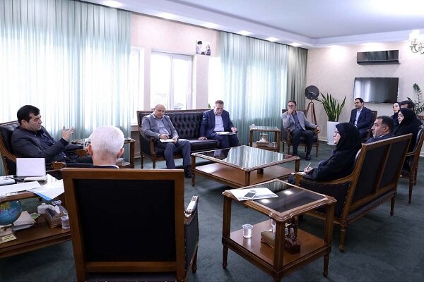 نشست وزیر و معاونین وزارت ورزش با فدراسیون ناشنوایان نشست وزیر و معاونین وزارت ورزش با فدراسیون ناشنوایان