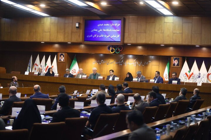 وزیر ورزش در مجمع سالیانه شمشیربازی حضور یافت وزیر ورزش در مجمع سالیانه شمشیربازی حضور یافت