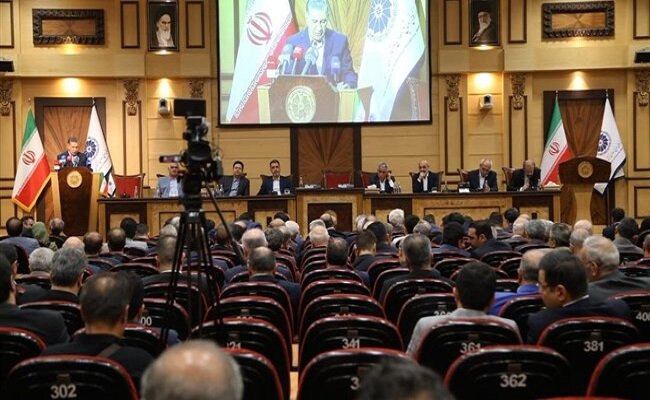 ۳۰ درصد واردات در سال آینده با ارز آزاد تأمین خواهد شد ۳۰ درصد واردات در سال آینده با ارز آزاد تأمین خواهد شد