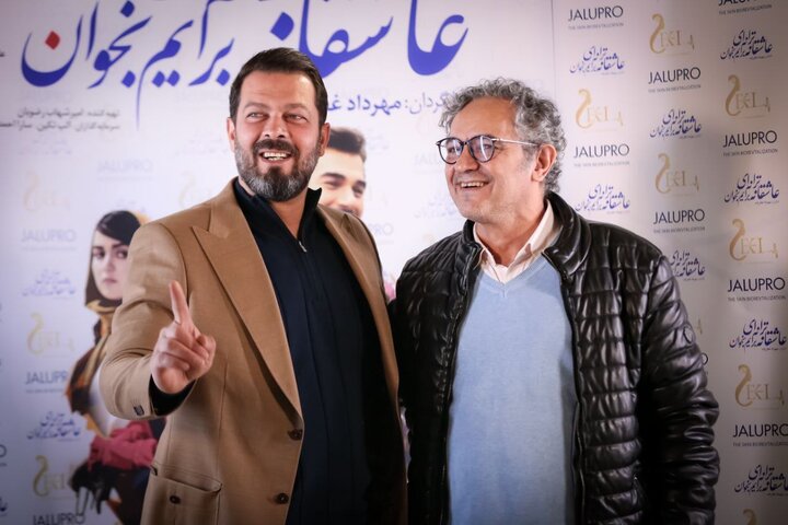 «ترانهای عاشقانه برایم بخوان» به کیانوش عیاری تقدیم شد «ترانهای عاشقانه برایم بخوان» به کیانوش عیاری تقدیم شد
