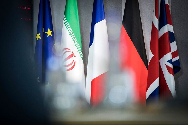 ایران و سه کشور اروپایی بر ادامه گفتگوهای دیپلماتیک توافق کردند ایران و سه کشور اروپایی بر ادامه گفتگوهای دیپلماتیک توافق کردند