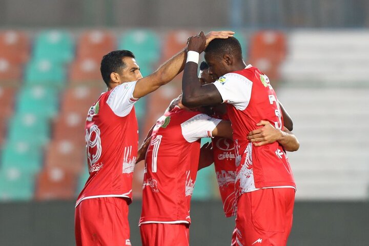 مهاجم پرسپولیس: خوشحالم گل زدم چون عالی بازی کردم مهاجم پرسپولیس: خوشحالم گل زدم چون عالی بازی کردم