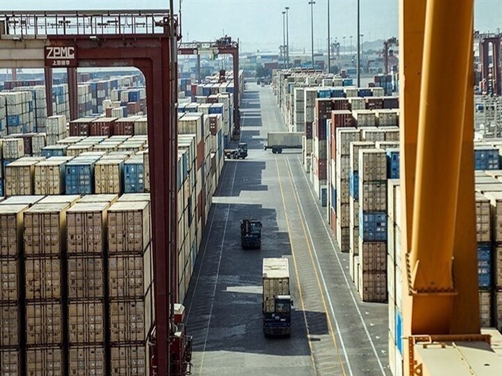 توقف افزایش ۳۰۰ درصدی تعرفههای نگهداری کالا در بنادر و گمرکات توقف افزایش ۳۰۰ درصدی تعرفههای نگهداری کالا در بنادر و گمرکات