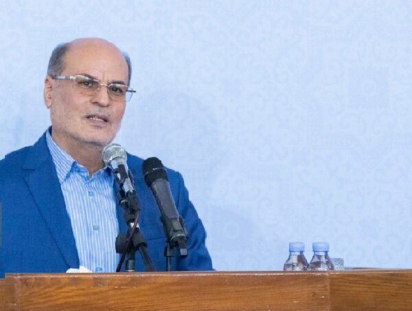 موحدی: باید ساختارها و قالبهای سنتی را بشکنیم موحدی: باید ساختارها و قالبهای سنتی را بشکنیم
