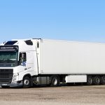 ماشینهای ده تنی راهکاری برای حمل بارهایی حجیم و سنگین هستند ماشینهای ده تنی راهکاری برای حمل بارهایی حجیم و سنگین هستند
