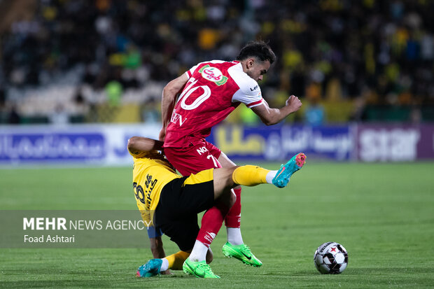 غلامی: پرسپولیس کار سختی در اصفهان دارد و سپاهان می تواند پیروز شود غلامی: پرسپولیس کار سختی در اصفهان دارد و سپاهان می تواند پیروز شود
