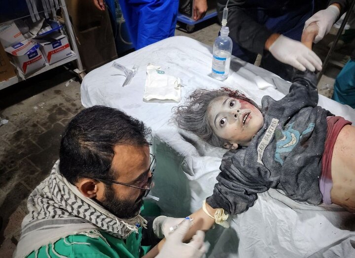 شهادت ۳۳ فلسطینی و حمله به بیمارستان اندونزی در غزه شهادت ۳۳ فلسطینی و حمله به بیمارستان اندونزی در غزه