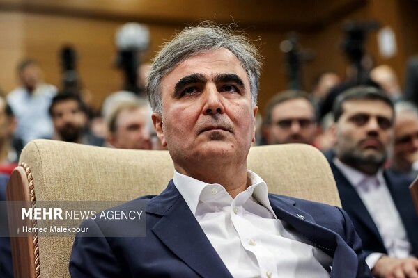 فرزین: تورم سالانه آبان ماه به ۳۷.۳ درصد رسید فرزین: تورم سالانه آبان ماه به ۳۷.۳ درصد رسید
