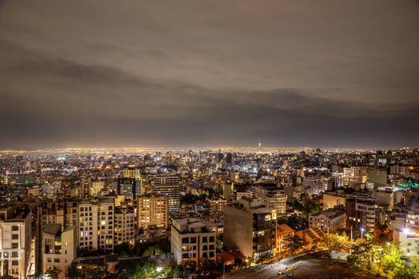 معاملات کمسو در بازار مسکن؛ افزایش تمایل مستاجران به خرید خانههای قدیمی معاملات کمسو در بازار مسکن؛ افزایش تمایل مستاجران به خرید خانههای قدیمی