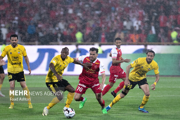 تدابیر پرسپولیس برای دیدار با سپاهان در حضور بانوان تدابیر پرسپولیس برای دیدار با سپاهان در حضور بانوان