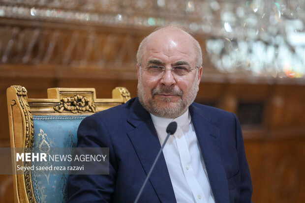 قالیباف: افزایش قیمت بنزین در بودجه ۱۴۰۴ نیامده است قالیباف: افزایش قیمت بنزین در بودجه ۱۴۰۴ نیامده است