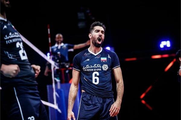 واکنش محمد موسوی بعد از کسب برنز جام باشگاههای جهان واکنش محمد موسوی بعد از کسب برنز جام باشگاههای جهان