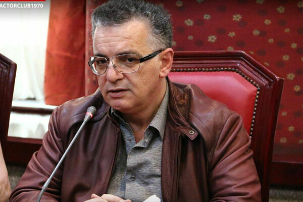 مالک تراکتور: با اسکوچیچ ۶ گل در جام جهانی نمی خوردیم؛ سردار آزمون بیاید مالک تراکتور: با اسکوچیچ ۶ گل در جام جهانی نمی خوردیم؛ سردار آزمون بیاید