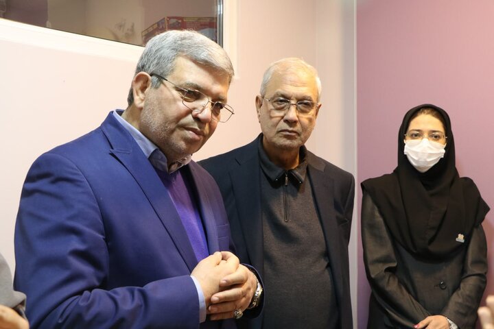 حسینی: ۸۰۰ هزار بیمار اتیسم در کشور وجود دارد حسینی: ۸۰۰ هزار بیمار اتیسم در کشور وجود دارد
