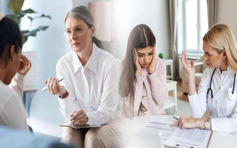 تفاوت روانشناس و روانپزشک چیست؛ باید به کدام مراجعه کنید؟ تفاوت روانشناس و روانپزشک چیست؛ باید به کدام مراجعه کنید؟