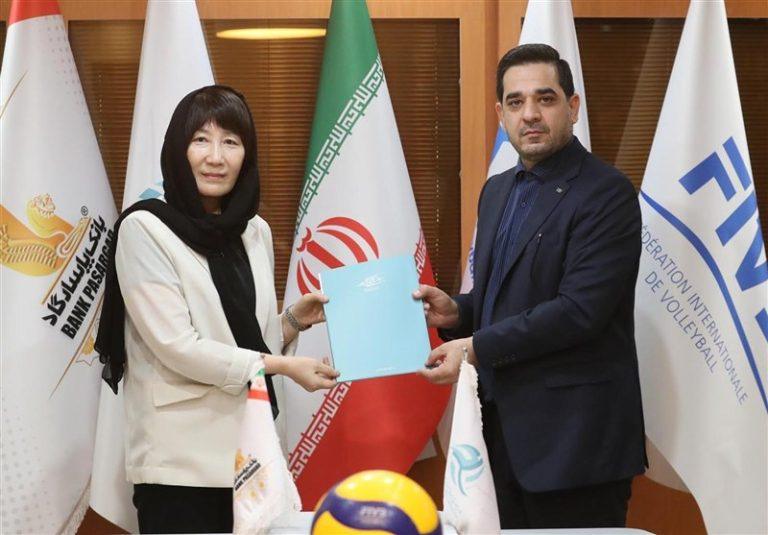 قرارداد سرمربی تیم ملی والیبال زنان ایران تمدید شد قرارداد سرمربی تیم ملی والیبال زنان ایران تمدید شد