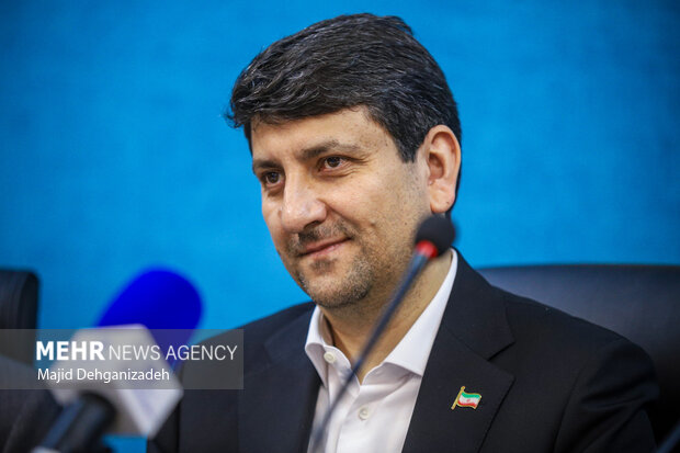 وزیر ارتباطات راهی آذربایجان غربی میشود وزیر ارتباطات راهی آذربایجان غربی میشود