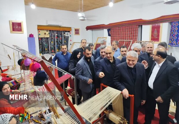 وزیر میراث فرهنگی: «قاسمآباد» نماد اصالت و خلاقیت ایرانی است وزیر میراث فرهنگی: «قاسمآباد» نماد اصالت و خلاقیت ایرانی است