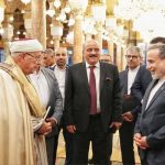 بازدید وزیر امور خارجه از مسجد جامع الزیتونه و دیدار با مفتی کل تونس بازدید وزیر امور خارجه از مسجد جامع الزیتونه و دیدار با مفتی کل تونس