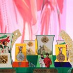 تجلیل از پیشکسوتان ورزشی و خانواده شهدا در اختتامیه «قهرمان شهر» تجلیل از پیشکسوتان ورزشی و خانواده شهدا در اختتامیه «قهرمان شهر»