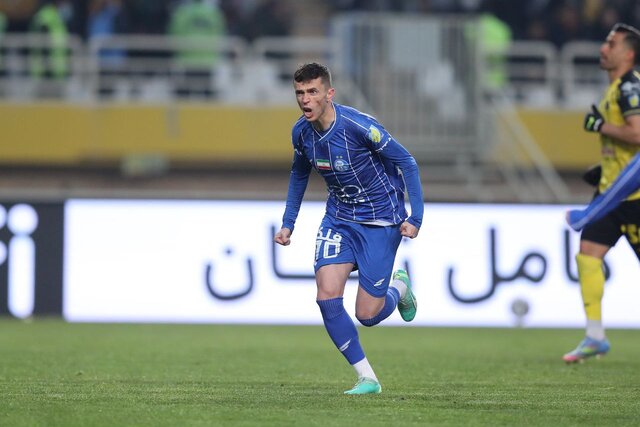 بازگشت آسانی به تمرینهای استقلال بازگشت آسانی به تمرینهای استقلال