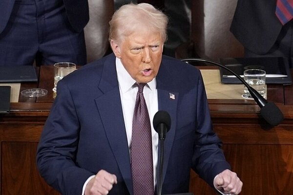 مخالفت اکثر مردم آمریکا با هرگونه ماجراجویی ترامپ علیه ایران