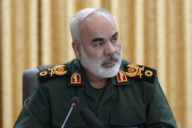 پیام تبریک فرمانده نیروی زمینی سپاه به مناسبت روز پاسدار