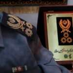 اعطای درجه سپهبدی شهید حسین سلامی به خانواده وی