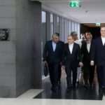 بازی روانی-نظامی آمریکا همزمان با آغاز مذاکرات دیپلماتیک