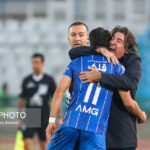 برتری استقلال مقابل شمس آذر ۱۰ نفره در نیمه نخست