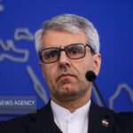 بقایی قهرمانی تیم ملی کشتی فرنگی را تبریک گفت