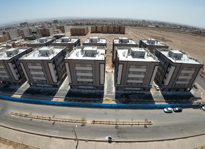 بهره برداری از ۱۷۰۰ واحد مسکونی در سمنان؛ ۲ مدرسه افتتاح شد